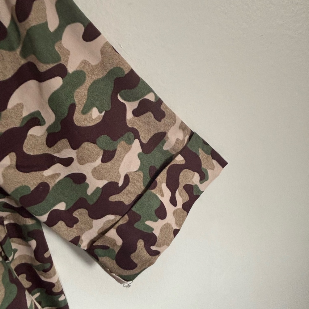 Zara Men's Green Camouflage Button Down Shirt - Picture 5 of 6